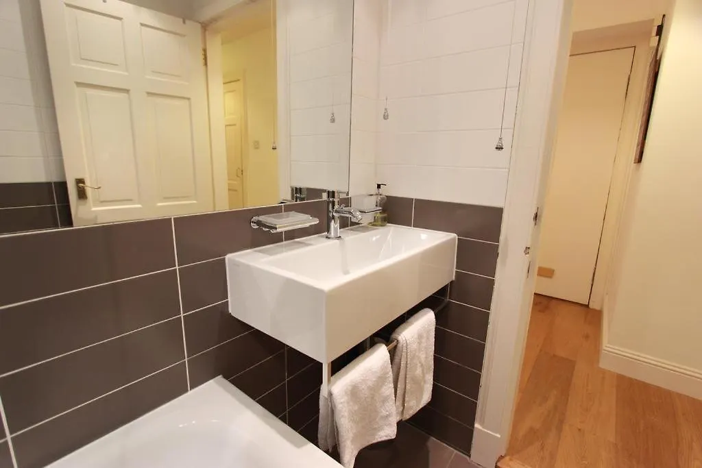 3 New Assembly Close - Royal Mile Edinburgh