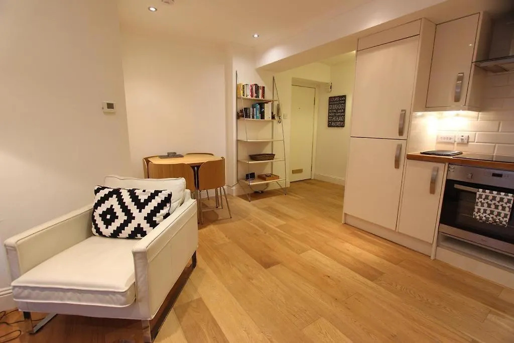 3 New Assembly Close - Royal Mile Edinburgh 0*,  United Kingdom